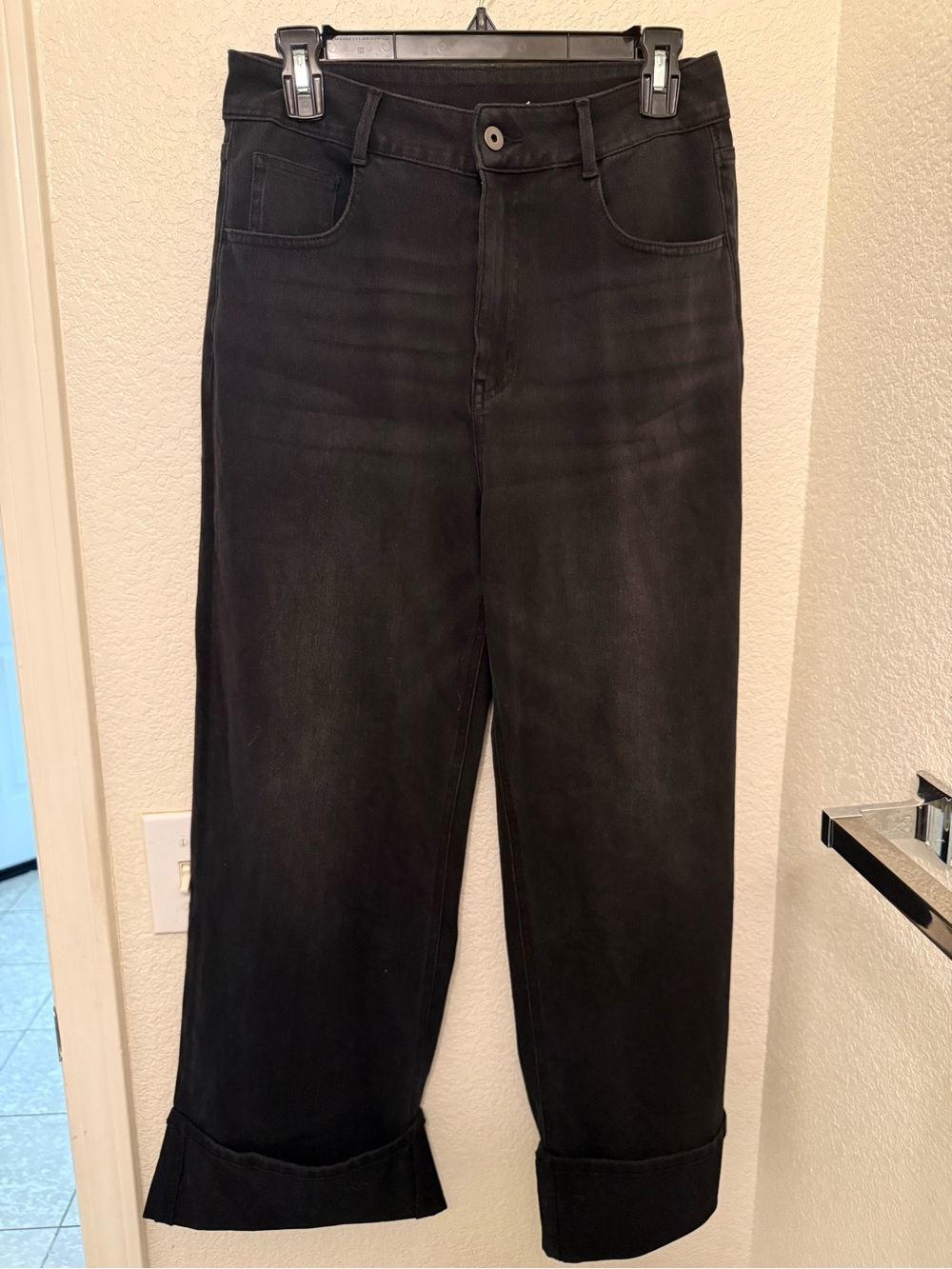 HALARA Black Wide-Leg Jeans